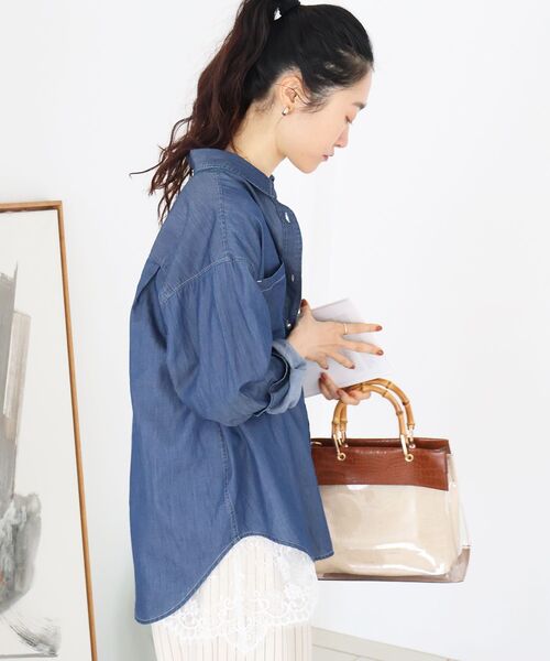 le.coeur blanc(ルクールブラン)の「シアーデニムシャツ(シャツ/ブラウス・レディース・サックスブルー/ブルー・38)」の17枚目の写真