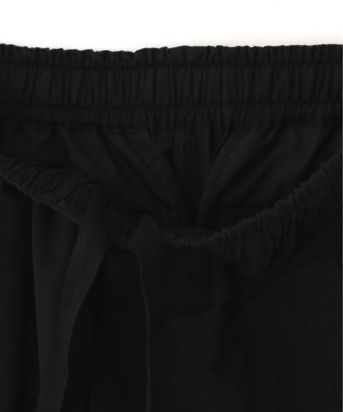 MARGARET HOWELL(マーガレットハウエル)の「LIGHT COTTON POPLIN(その他パンツ・レディース・ブラック/オレンジ・3/2/1)」の6枚目の写真