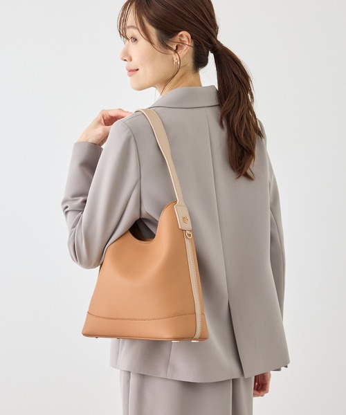 ROPE' PICNIC(ロペピクニック)の「me fit BAG フィットワンショルダーミドルバッグ(ショルダーバッグ・レディース・ライトグリーン/オレンジ系その他/ブラック/ホワイト系その他5・FREE)」の11枚目の写真