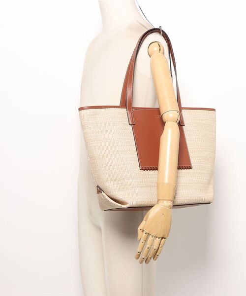 COLE HAAN（コールハーン）の「ナンタケット トート womens（トートバッグ・レディース・ブラウン・OSFA）」の2枚目の写真