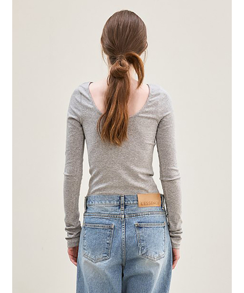 le(ル)の「back scoop neck long sleeves (melange gray)(Tシャツ/カットソー・レディース・その他・FREE)」の4枚目の写真
