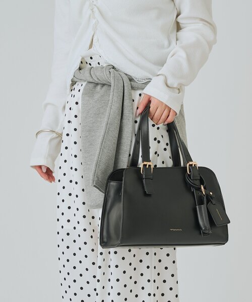 mystic(ミスティック)の「【WEB限定 / @sktnnm企画】リップチャーム付きminiボストンBAG(ボストンバッグ・レディース・アイボリー/ブラック・ONE SIZE)」の3枚目の写真