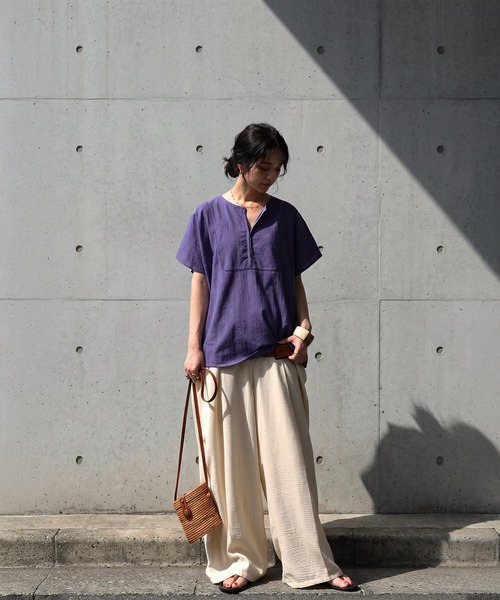 antiqua(アンティカ)の「キーネック 綿100 ブラウス(シャツ/ブラウス・レディース・イエロー/ブラック/パープル/ホワイト・ONESIZE)」の10枚目の写真