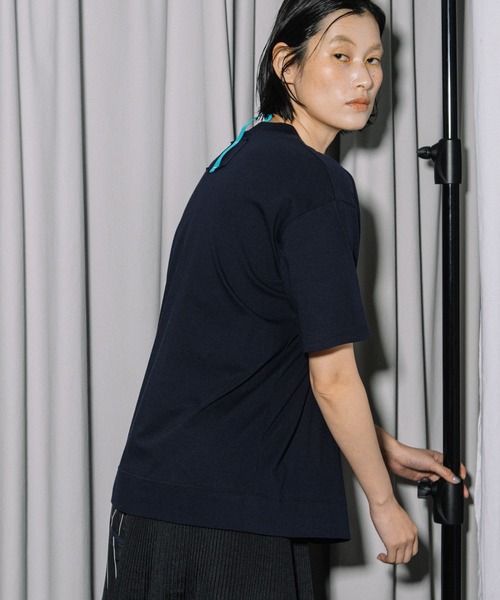 MARECHAL TERRE（マルシャルテル）の「ベーシックTシャツ（Tシャツ/カットソー・レディース・ブラック/ライトベージュ/オフホワイト/ライトグレー/ネイビー・MEDIUM）」の6枚目の写真