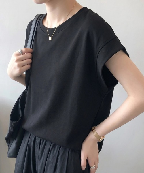 yuue' ( wear )(ユーイ)の「クルーネックフレンチスリーブTシャツ(Tシャツ/カットソー・レディース・チャコールグレー/ブラック/ホワイト・L/M)」の1枚目の写真