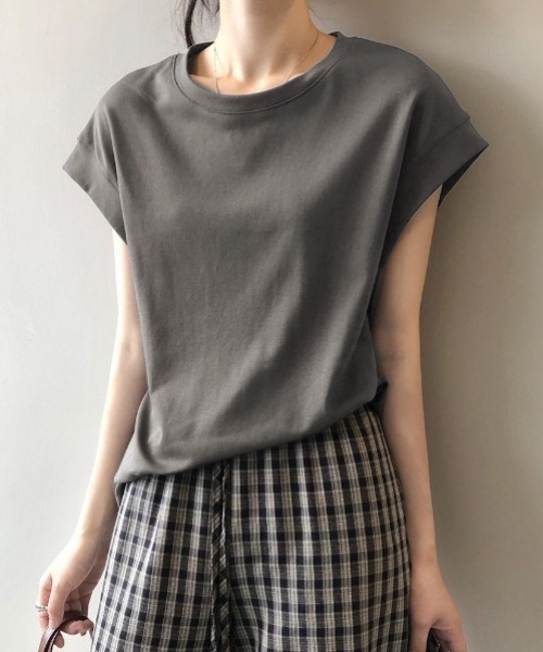 yuue' ( wear )(ユーイ)の「クルーネックフレンチスリーブTシャツ(Tシャツ/カットソー・レディース・チャコールグレー/ブラック/ホワイト・L/M)」の19枚目の写真