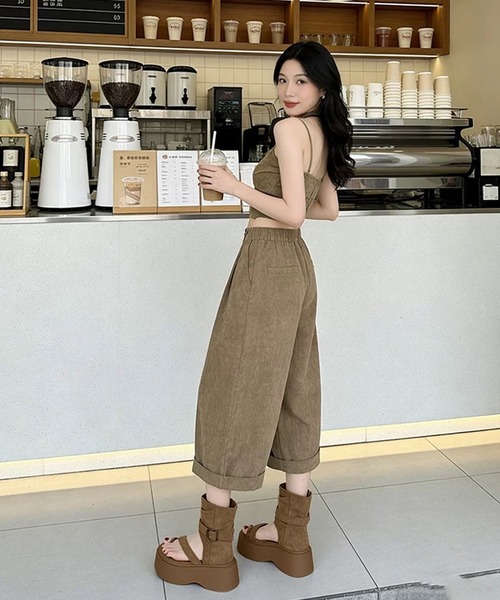shopnikoniko(ショップニコニコ)の「レッグカバーデザイン スエード 厚底トングサンダル(サンダル・レディース・ベージュ/ブラック・39/38/37/36)」の14枚目の写真