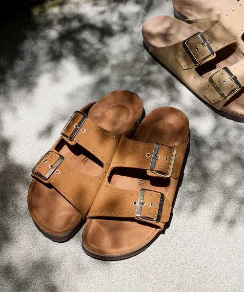 GENUINS(ジェニュインズ)の「【WEB限定】GENUINS / ジェニュインズ HONOLULU LEAD(サンダル・レディース・キャメル/ベージュ・24cm/23cm/25cm)」の2枚目の写真