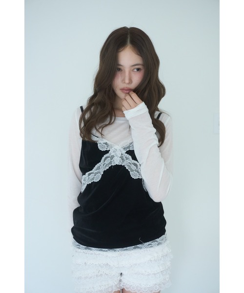 Smyeon(スミョン)の「Velvet lace camisole/ベロアレースキャミソール(キャミソール・レディース・ピンク/オフホワイト/ブラック・FREE)」の12枚目の写真