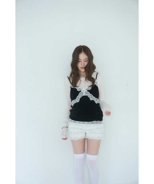 Smyeon(スミョン)の「Velvet lace camisole/ベロアレースキャミソール(キャミソール・レディース・ピンク/オフホワイト/ブラック・FREE)」の15枚目の写真