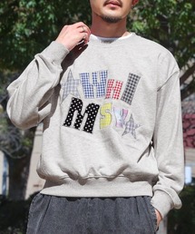チェックワッペントレーナー