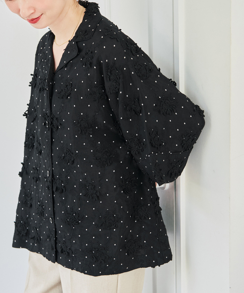 crinkle crinkle crinkle dot 3D embroidery open collar shirt