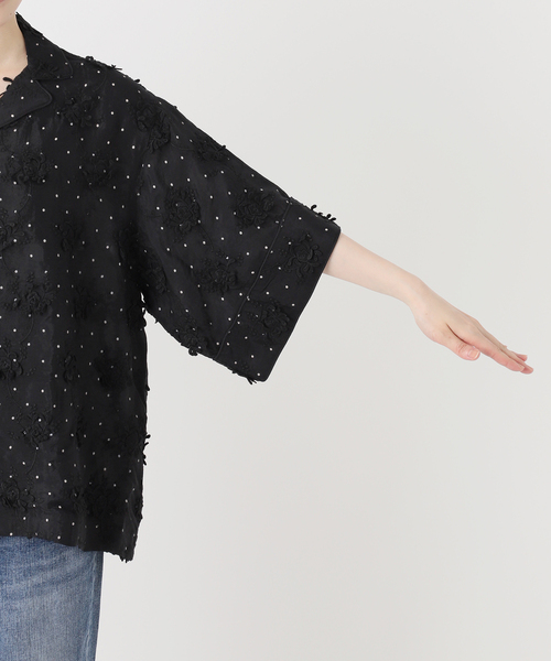 Spick & Span(スピックアンドスパン)の「crinkle crinkle crinkle dot 3D embroidery open collar shirt(シャツ/ブラウス・レディース・ブラック・FREE)」の4枚目の写真