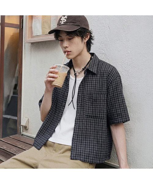 ANOLORCODE（アノローコード）の「リミットチェッククロップ半袖シャツ (2カラー)（シャツ/ブラウス・レディース・ブラック/ネイビー・LARGE/MEDIUM）」の2枚目の写真