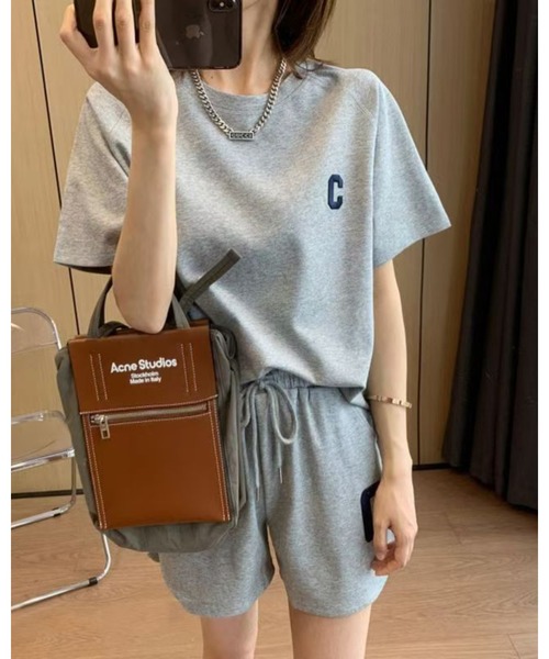CHEER(チアー)の「ロゴ入りリラクシングセットアップ(半袖&ショーパン)(セットアップ・レディース・ブラック/グレー/パープル・FREE)」の10枚目の写真