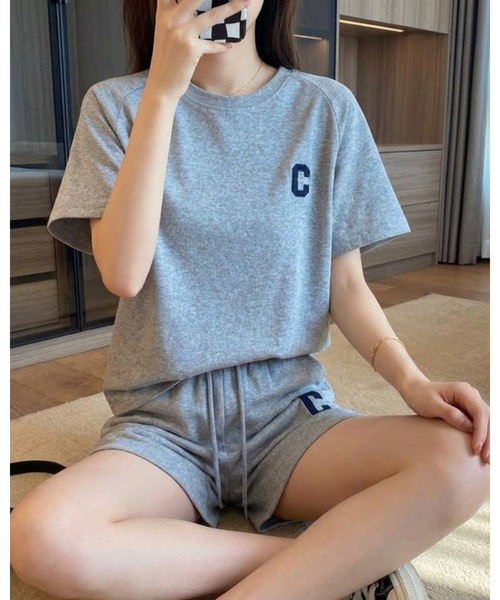 CHEER(チアー)の「ロゴ入りリラクシングセットアップ(半袖&ショーパン)(セットアップ・レディース・ブラック/グレー/パープル・FREE)」の22枚目の写真