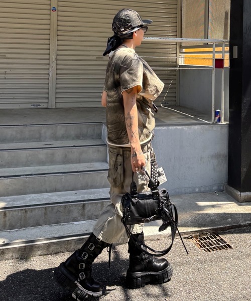Never mind the XU(ネバーマインドザエックスユー)の「【Never mind the XU】vintage wash buggy half pants / 【ネバーマインド ザ エックスユー】ビンテージウォッシュバギーハーフデニムパンツ(デニムパンツ・メンズ・ブラウン・M)」の6枚目の写真