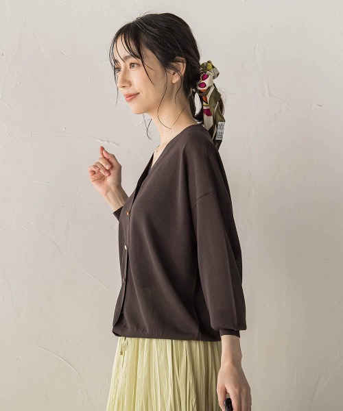 Droite lautreamont（ドロワットロートレアモン）の「【WEB限定】ひんやりUV Vネックビジュカーデ（カーディガン/ボレロ・レディース・オフホワイト/チャコールグレー/ピンク・M）」の18枚目の写真