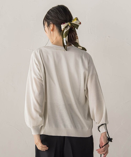 Droite lautreamont（ドロワットロートレアモン）の「【WEB限定】ひんやりUV Vネックビジュカーデ（カーディガン/ボレロ・レディース・オフホワイト/チャコールグレー/ピンク・M）」の7枚目の写真