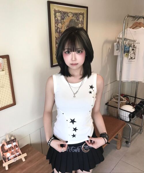 KKEEE(ケーケーイーイー)の「ワンモアスター クロップスリムノースリーブ(Tシャツ/カットソー・レディース・ホワイト/ブラック/グレー・FREE)」の10枚目の写真