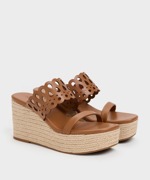 CHARLES & KEITH(チャールズ & キース)の「カットアウト エスパドリーユ ウエッジ(サンダル・レディース・ライトブラウン/ブラック/ホワイト・25cm/22.5cm/24.5cm/23.5cm/23cm/25.5cm)」の11枚目の写真