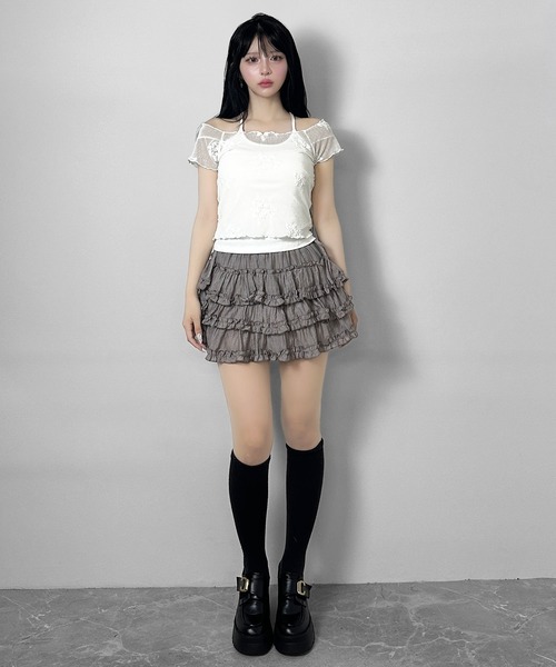 FOLLOWIN（フォロウィン）の「ヴィンテージフラワー刺繍ホルターキャミセットトップス（Tシャツ/カットソー・レディース・ホワイト/ブラック・FREE）」の3枚目の写真