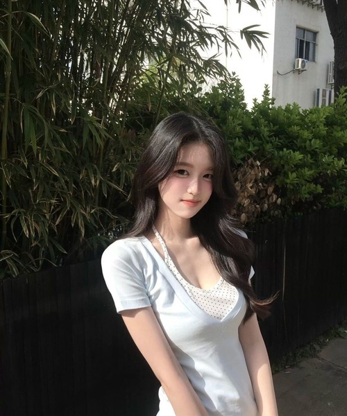 AsheKsha(アシクシャ)の「ポルカドットのフェイク2ピース半袖Tシャツ(Tシャツ/カットソー・レディース・ブルー・M)」の6枚目の写真