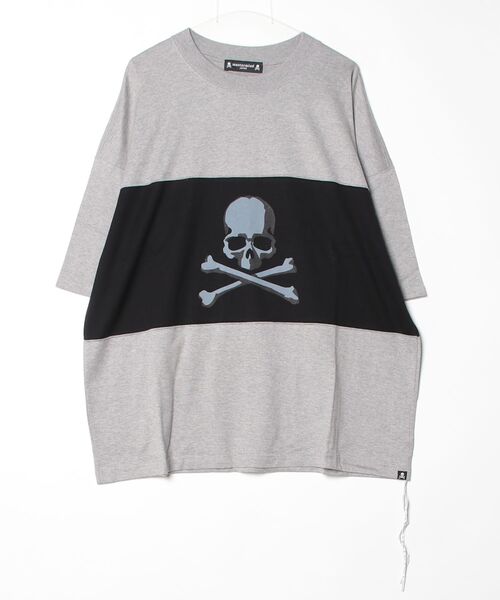 mastermind JAPAN(マスターマインド)の「BOXY HORIZONTAL BLOCK TEE(Tシャツ/カットソー・メンズ・ブラック系その他/グレー系その他・XL)」の1枚目の写真