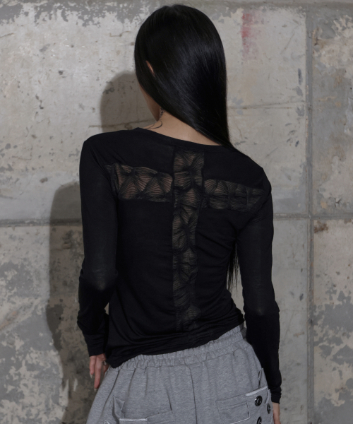 FANCY CLUB(ファンシークラブ)の「バッククロスロングスリーブ (ブラック) F25ZB027(Tシャツ/カットソー・レディース・その他・ONE SIZE)」の3枚目の写真