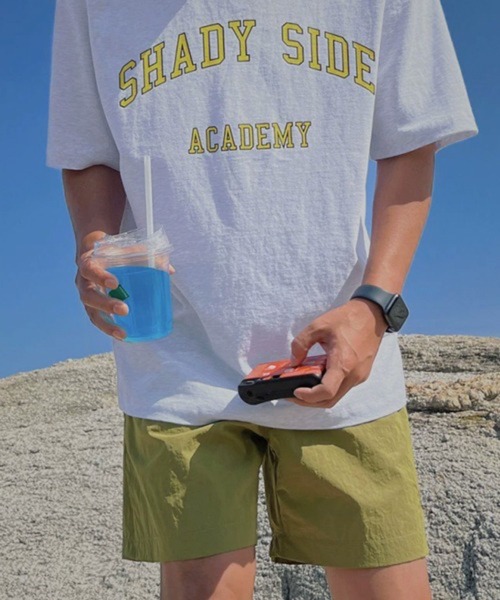 NOWLE(ノウル)の「【NOWLE】アーチカレッジロゴ半袖Tシャツ / レトロアメカジ シャディサイドグラフィック クラシックトップス(Tシャツ/カットソー・メンズ・チャコール/アッシュ・LARGE/X-LARGE/MEDIUM)」の6枚目の写真