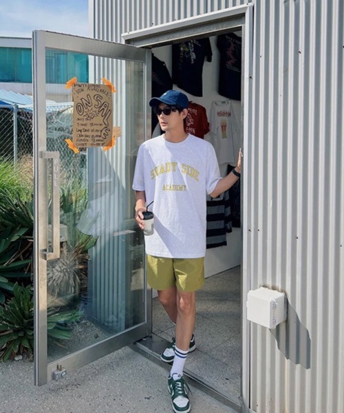 NOWLE(ノウル)の「【NOWLE】アーチカレッジロゴ半袖Tシャツ / レトロアメカジ シャディサイドグラフィック クラシックトップス(Tシャツ/カットソー・メンズ・チャコール/アッシュ・LARGE/X-LARGE/MEDIUM)」の18枚目の写真