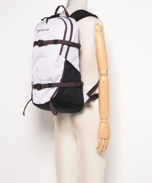 BURTON(バートン)の「Day Hiker 22L バックパック(バックパック/リュック・メンズ・ライトパープル/グレー・FREE)」の8枚目の写真