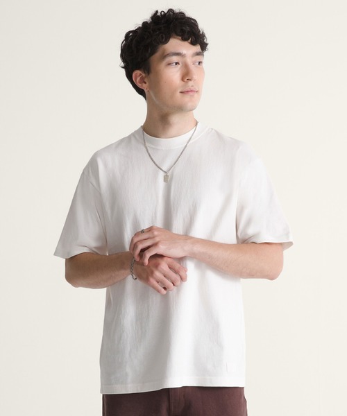 VANS(バンズ)の「VANS PREMIUM ルーズフィット Tシャツ / LX SS Loose Fit Tshirt EGRET VN000TBPC9F1(Tシャツ/カットソー・メンズ・オフホワイト・SMALL/MEDIUM/LARGE/X-LARGE)」の1枚目の写真