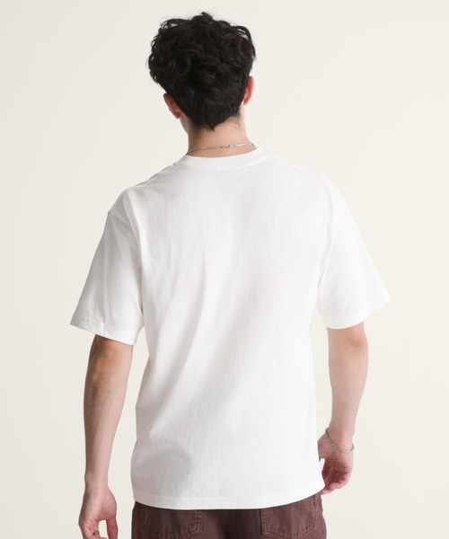 VANS(バンズ)の「VANS PREMIUM ルーズフィット Tシャツ / LX SS Loose Fit Tshirt EGRET VN000TBPC9F1(Tシャツ/カットソー・メンズ・オフホワイト・SMALL/MEDIUM/LARGE/X-LARGE)」の2枚目の写真