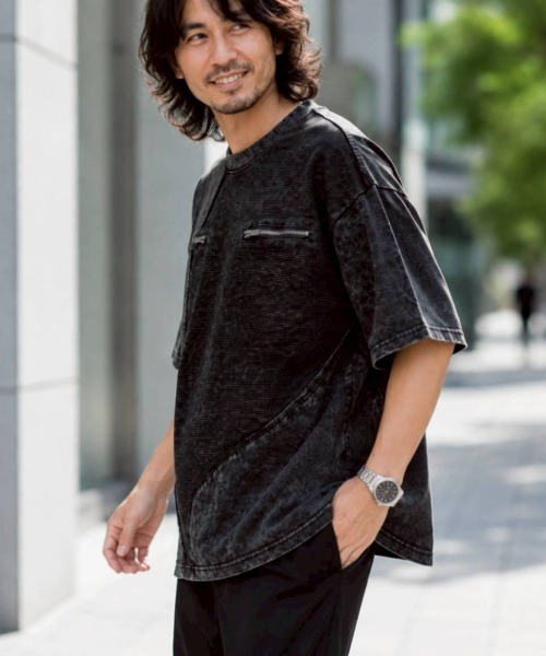 KAMINARI_TOKIO(カミナリトキオ)の「アシメ切替ワッフルTシャツ(Tシャツ/カットソー・レディース・チャコールグレー/ブラック・FREE)」の4枚目の写真