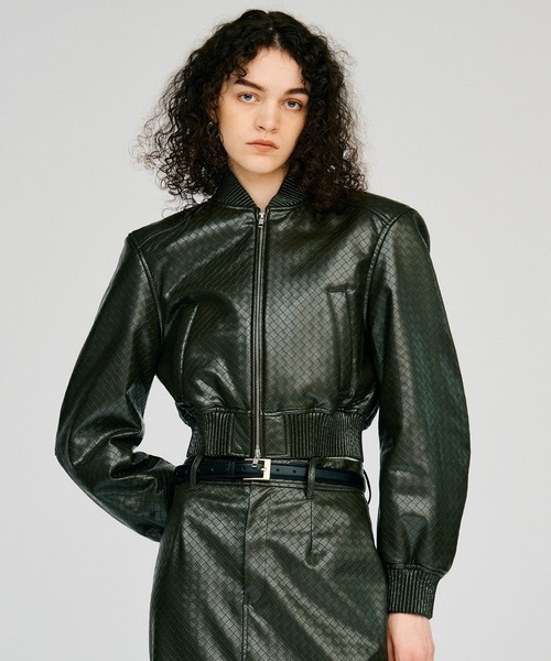 PRANK PROJECT(プランクプロジェクト)の「【2026Autumn Pre-Order】パディングショートシンセティックレザーブルゾン / Padded Short Synthetic Leather Blouson(ブルゾン・レディース・ブラック/ブラウン/カーキ・FREE)」の3枚目の写真