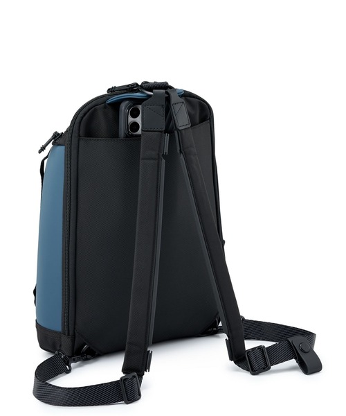 TUMI(トゥミ)の「【オンライン限定】ALPHA BRAVO 「ナイト」スリング(ボディバッグ/ウエストポーチ・メンズ・ブルー系その他・FREE)」の6枚目の写真