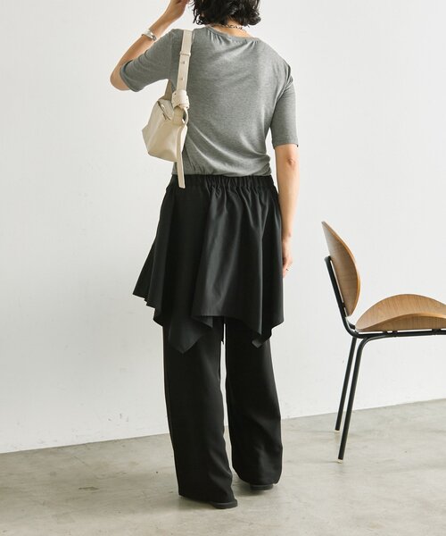 ear PAPILLONNER(イアパピヨネ)の「シャツ風レイヤードトップス【SUM1 STYLE】(シャツ/ブラウス・レディース・ブルー系その他/ブラック・FREE)」の4枚目の写真