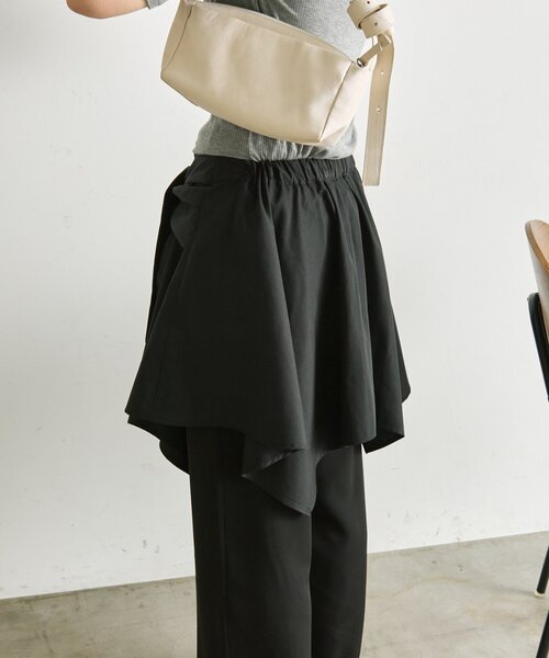 ear PAPILLONNER(イアパピヨネ)の「シャツ風レイヤードトップス【SUM1 STYLE】(シャツ/ブラウス・レディース・ブルー系その他/ブラック・FREE)」の6枚目の写真
