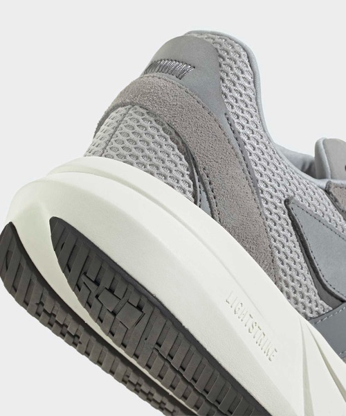 adidas(アディダス)の「ライトブレイズ / Lightblaze / アディダス adidas(スニーカー・メンズ・グレー・24.5cm/25.0cm/25.5cm/26.0cm/26.5cm/27.0cm/27.5cm/28.0cm/28.5cm/29.0cm)」の8枚目の写真