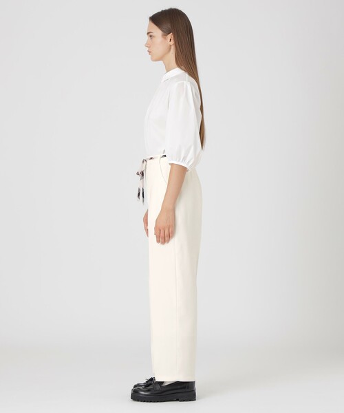 BLUE LABEL CRESTBRIDGE(ブルーレーベルクレストブリッジ)の「ダブルサテンカーブパンツ(その他パンツ・レディース・ブラック/ベージュ系その他2/ホワイト・36/38)」の5枚目の写真