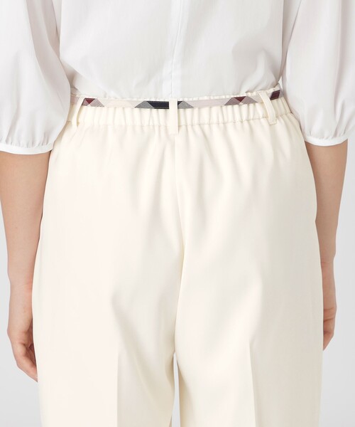BLUE LABEL CRESTBRIDGE(ブルーレーベルクレストブリッジ)の「ダブルサテンカーブパンツ(その他パンツ・レディース・ブラック/ベージュ系その他2/ホワイト・36/38)」の8枚目の写真