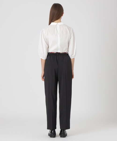 BLUE LABEL CRESTBRIDGE(ブルーレーベルクレストブリッジ)の「ダブルサテンカーブパンツ(その他パンツ・レディース・ブラック/ベージュ系その他2/ホワイト・36/38)」の13枚目の写真