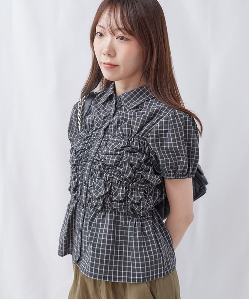 archives(アルシーヴ)の「チェックランダムシャーリングシャツブラウス(シャツ/ブラウス・レディース・ベージュ/アイボリー/ブラック・MEDIUM)」の4枚目の写真