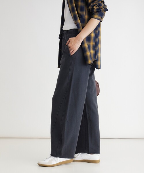 HONEYSUCKLE ROSE(ハニーサックルローズ)の「《店舗人気アイテム/ウエストゴム》加工スウェットパンツ(その他パンツ・レディース・グレー/オフホワイト/ブラック・03/05/04)」の15枚目の写真