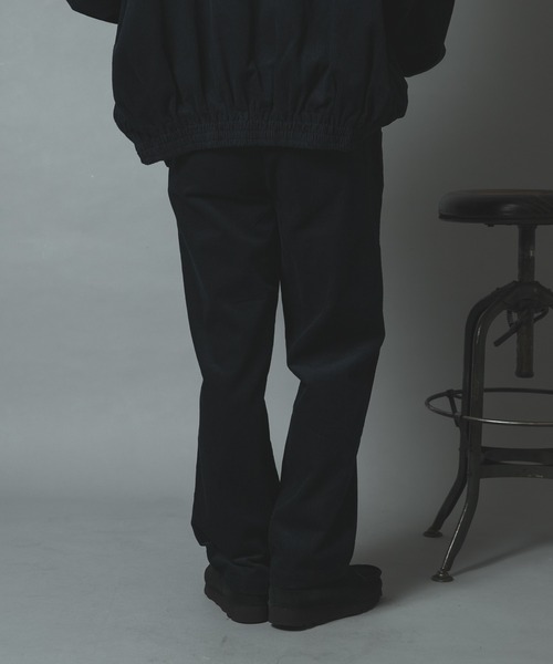 ITEMS URBANRESEARCH(アイテムズ アーバンリサーチ)の「プレミアムコーデュロイセミワイドパンツ(その他パンツ・メンズ・ネイビー/ブラウン/ブラック/アイボリー・MEDIUM/LARGE)」の13枚目の写真