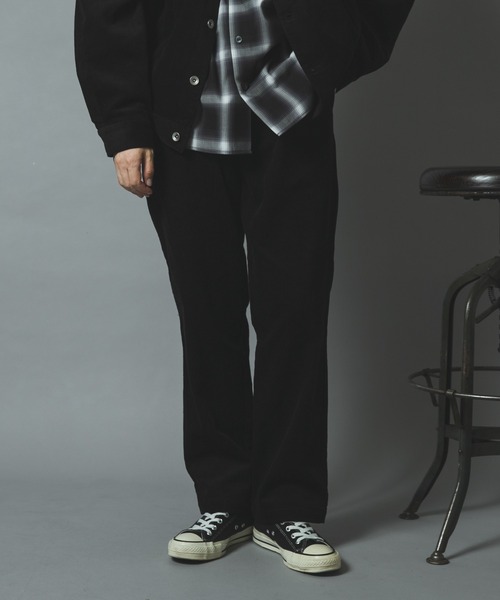 ITEMS URBANRESEARCH(アイテムズ アーバンリサーチ)の「プレミアムコーデュロイセミワイドパンツ(その他パンツ・メンズ・ネイビー/ブラウン/ブラック/アイボリー・MEDIUM/LARGE)」の22枚目の写真
