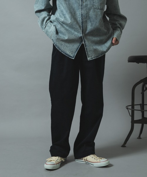 ITEMS URBANRESEARCH(アイテムズ アーバンリサーチ)の「プレミアムコーデュロイセミワイドパンツ(その他パンツ・メンズ・ネイビー/ブラウン/ブラック/アイボリー・MEDIUM/LARGE)」の6枚目の写真