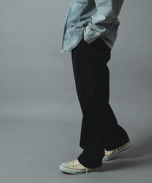 ITEMS URBANRESEARCH(アイテムズ アーバンリサーチ)の「プレミアムコーデュロイセミワイドパンツ(その他パンツ・メンズ・ネイビー/ブラウン/ブラック/アイボリー・MEDIUM/LARGE)」の9枚目の写真