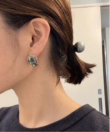 クラッシュシェル スクエアピアス